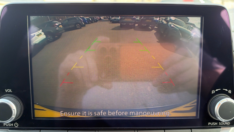 Nissan Juke 1.0 DiG-T 114 N-Connecta 5dr Petrol Hatchback